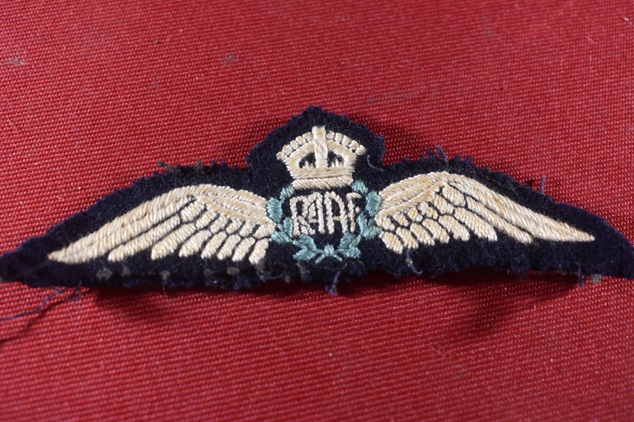 WW2 RAAF PILOTS WINGS..-SOLD